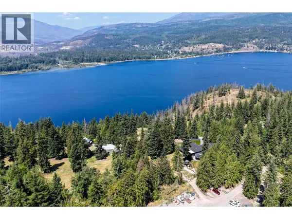 3045 Lindberg Road, Sorrento, BC V0E2W1