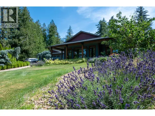 3045 Lindberg Road, Sorrento, BC V0E2W1