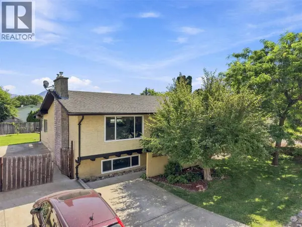 1594 Griffin Terrace