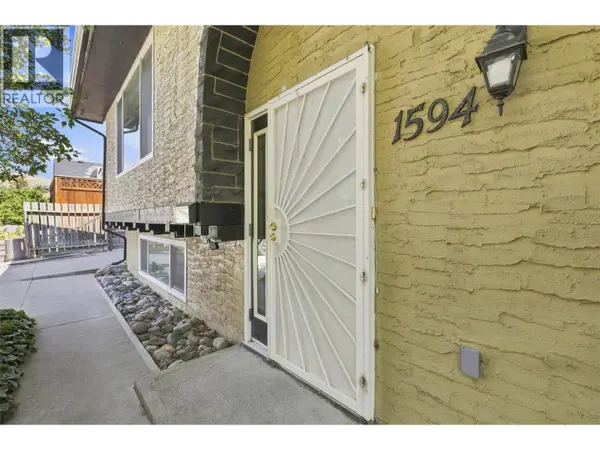 1594 Griffin Terrace, Kamloops, BC V2B7R6