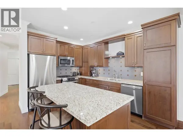 370 BATTLE ST #103, Kamloops, BC V2C2L6