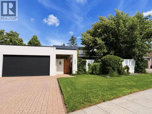 1922 Glen Gary Drive, Kamloops, BC V2E1R4