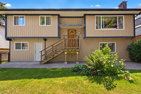3204 Mariner WAY, Coquitlam, BC V3C 4K7