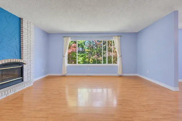 3204 Mariner WAY, Coquitlam, BC V3C 4K7