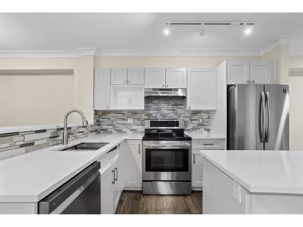 6651 203 #67, Langley, BC V2Y2Z2