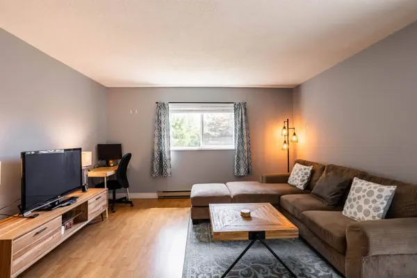 5191 203 ST #210, Langley, BC V3A 1V6