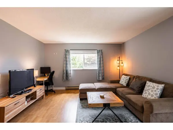 5191 203 ST #210, Langley, BC V3A1V6