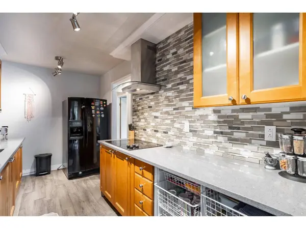 5191 203 ST #210, Langley, BC V3A1V6