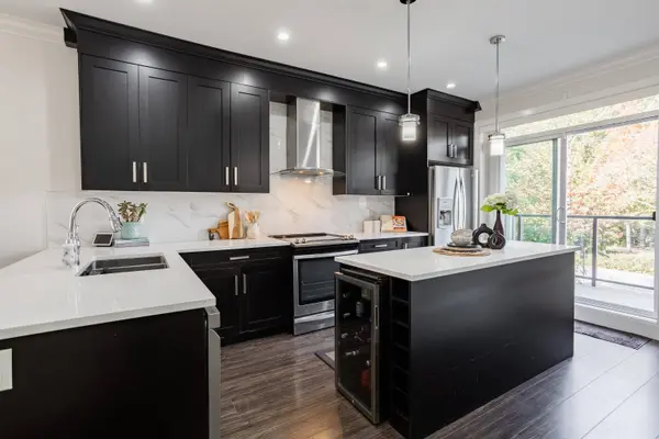 13898 64 AVE #193, Surrey, BC V3W 1L6