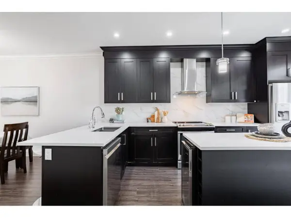 13898 64 AVE #193, Surrey, BC V3W1L6