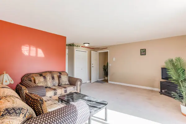 2456 Ware ST #2, Abbotsford, BC V3S 3E1