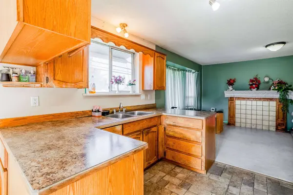 2456 Ware ST #2, Abbotsford, BC V3S 3E1