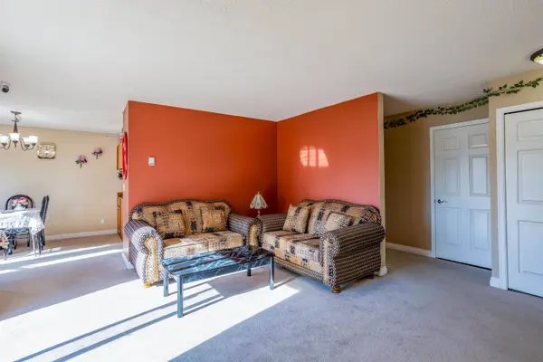 2456 Ware ST #2, Abbotsford, BC V3S 3E1
