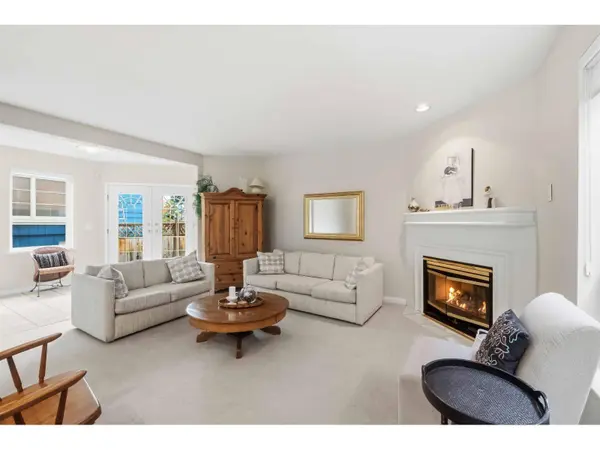 886 LEE STREET, White Rock, BC V4B4N6