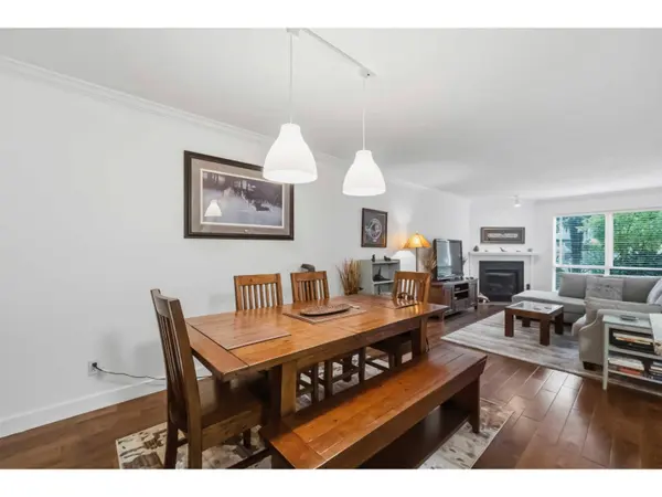 15875 MARINE DR #107, White Rock, BC V4B5J2