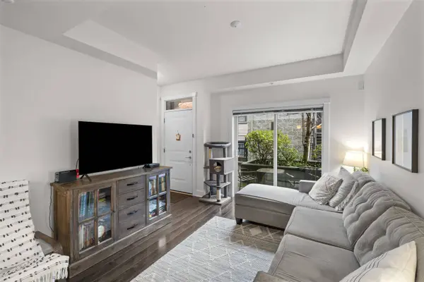 828 Royal AVE #115, New Westminster, BC V3M 1J9