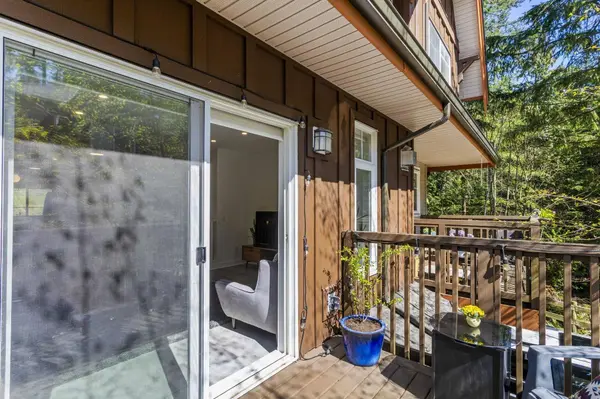 2000 Panorama DR #103, Port Moody, BC V3H 5J5