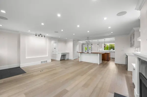 1660 Charland AVE, Coquitlam, BC V3K 3L7