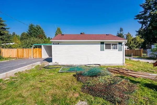 10064 127b ST, Surrey, BC V3V 5M3