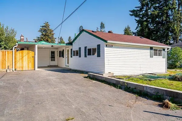10064 127b ST, Surrey, BC V3V 5M3
