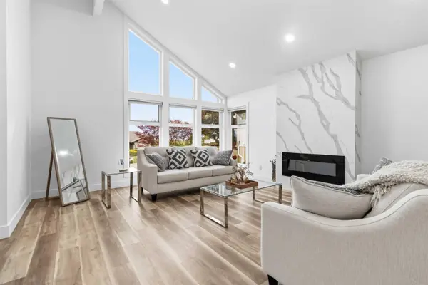 8635 Sunrise DR, Chilliwack, BC V2R 3H9