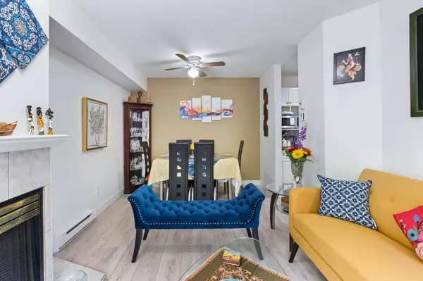 7901 13th AVE #7, Burnaby, BC V3N 2E8