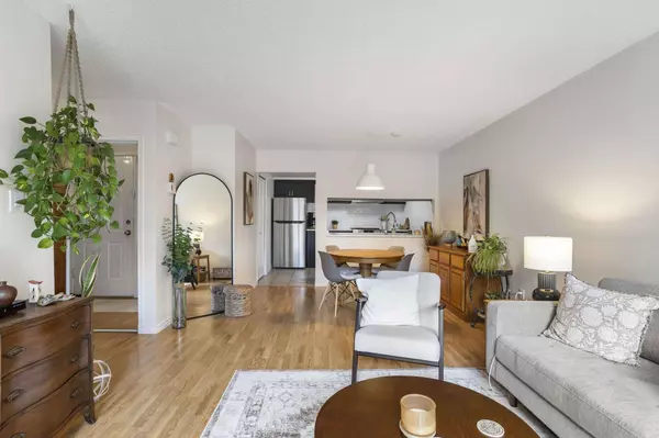 340 Ginger DR #6, New Westminster, BC V3L 5L7