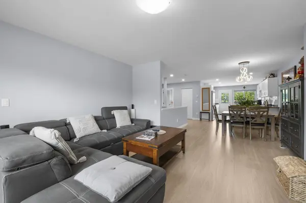 7737 Allman ST, Burnaby, BC V5E 2A9