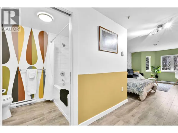 370 CARRALL STREET ST #301, Vancouver, BC V6B2J3