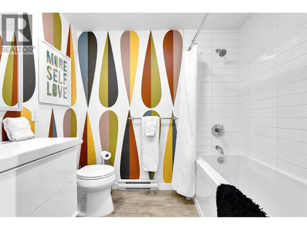 370 CARRALL STREET ST #301, Vancouver, BC V6B2J3