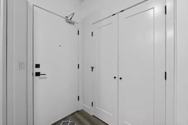 Maple Ridge, BC V2X 4K8,12320 222 St #PH14