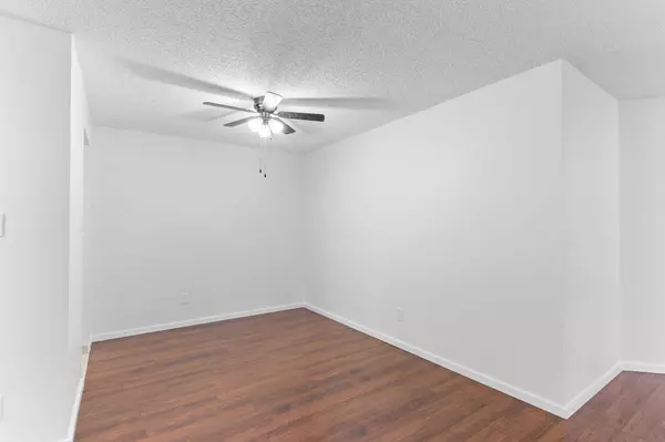 71 Jamieson CT #606, New Westminster, BC V3L 5R4