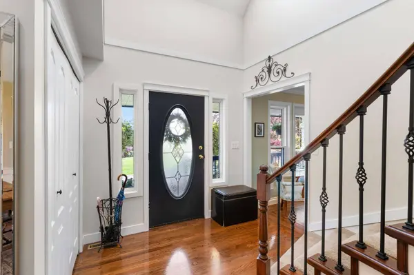 12815 Willow PL, Maple Ridge, BC V2W 1N5