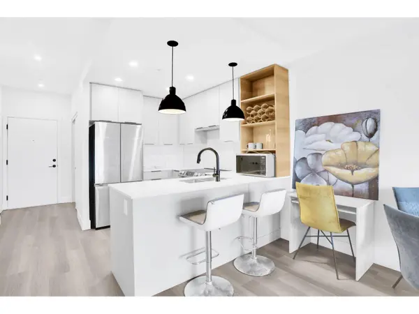 10778 138 ST #611, Surrey, BC V3T4K8