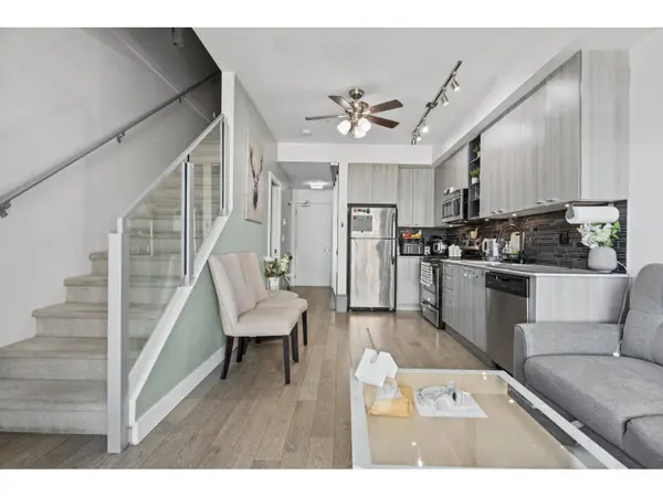 3080 GLADWIN RD #512, Abbotsford, BC V2T0G3