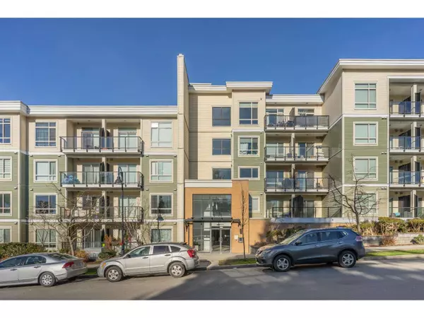 13789 107A #220, Surrey, BC V3T0B8