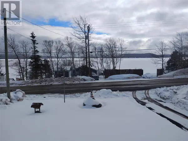 123 Main Street, Phillips Head, NL A0H1E0