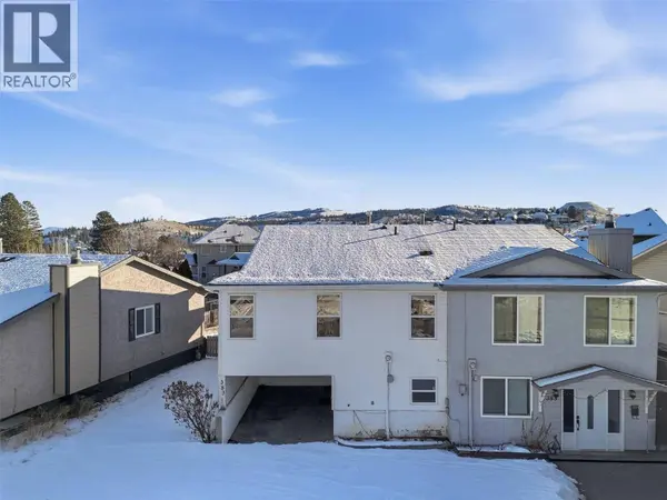 383 Hollyburn Drive, Kamloops, BC V2E1Y9