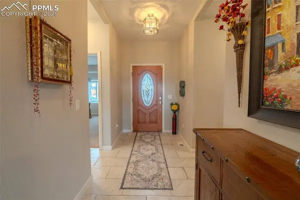 5316 Avocet CT, Pueblo, CO 81008