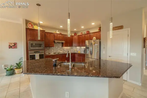 5316 Avocet CT, Pueblo, CO 81008