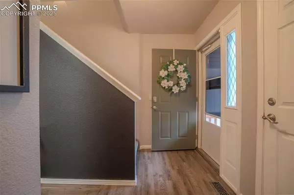 3157 Hearthridge CIR, Colorado Springs, CO 80918