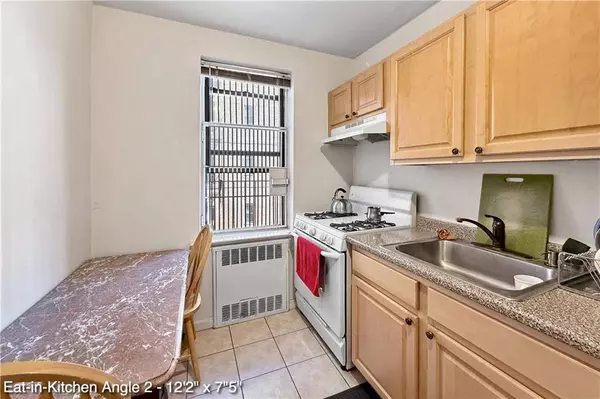 1119 Ocean Pkwy #2M, Brooklyn, NY 11230