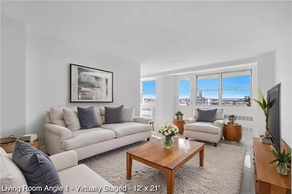 35 Seacoast TER #16D, Brooklyn, NY 11235