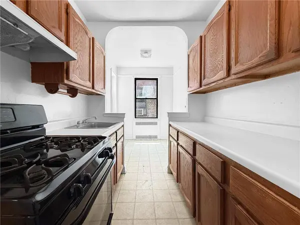 1171 Ocean Pkwy #6L, Brooklyn, NY 11230