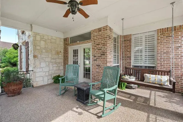 1608 Arborcreek Trail, Mansfield, TX 76063