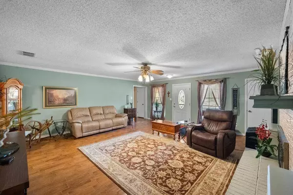 3103 Avon Drive, Arlington, TX 76015