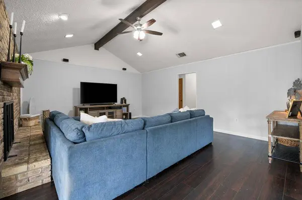 4701 Elkwood Lane, Arlington, TX 76016