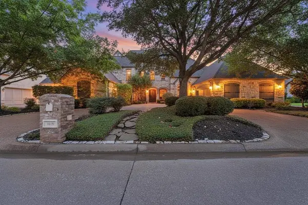 1019 Walnut Falls Circle