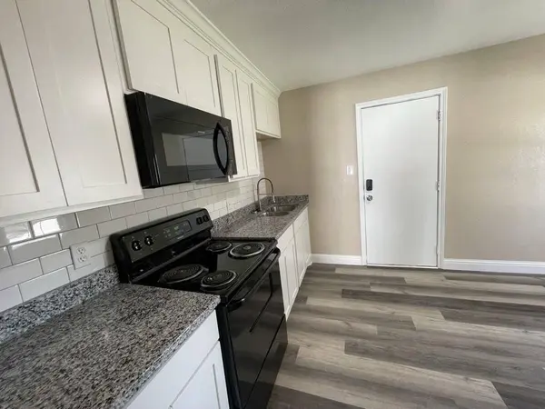 607 Mckenzie Avenue, Hillsboro, TX 76645