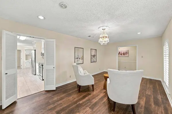 1805 Holm Oak Street, Arlington, TX 76012